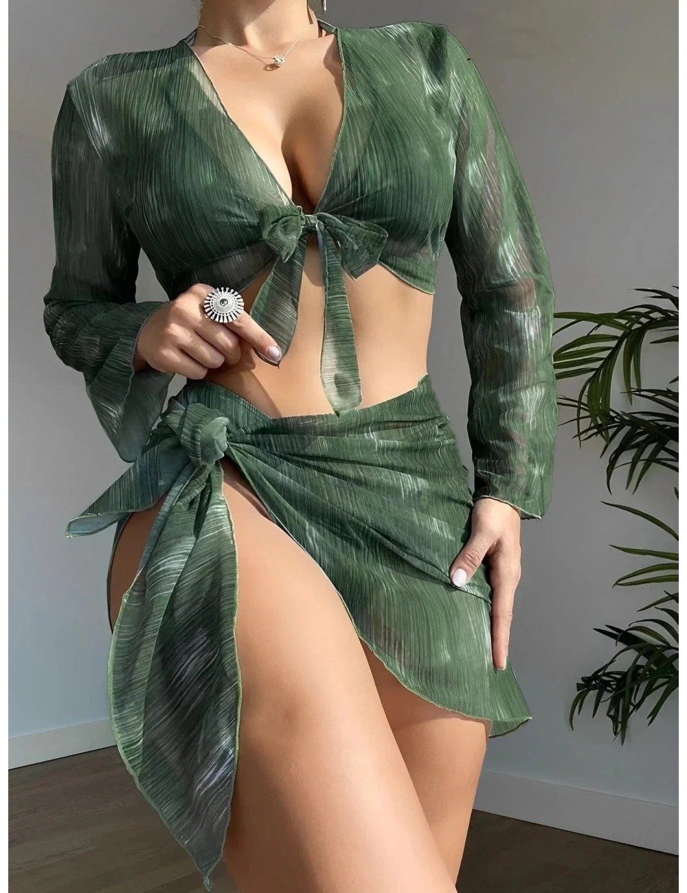 Bikini z asymetryczną spódniczką