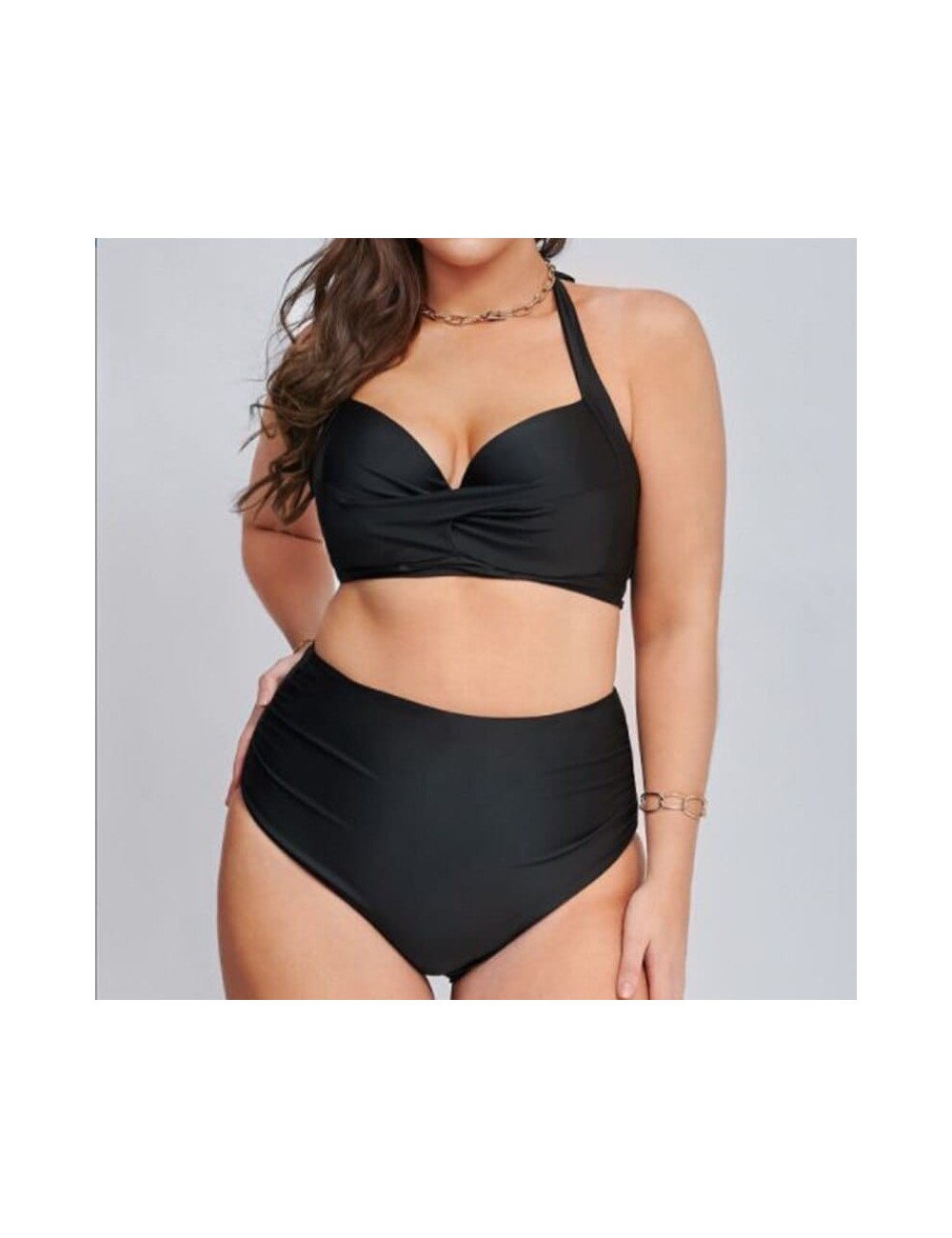 Bikini plus size z figami o wysokim stanie
