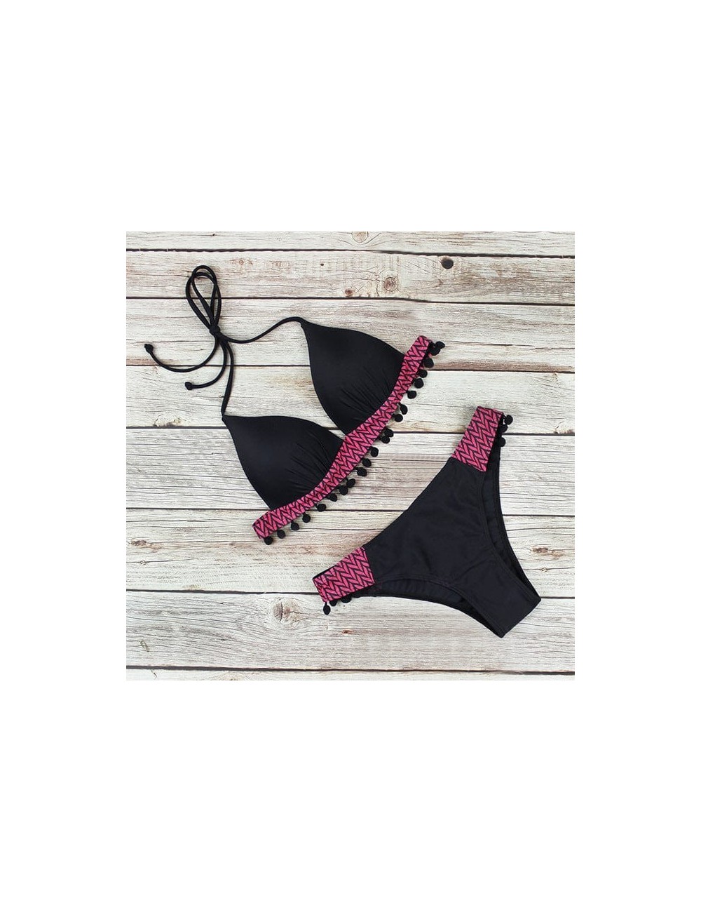 Bikini kąpielowe z usztywnianymi miseczkami