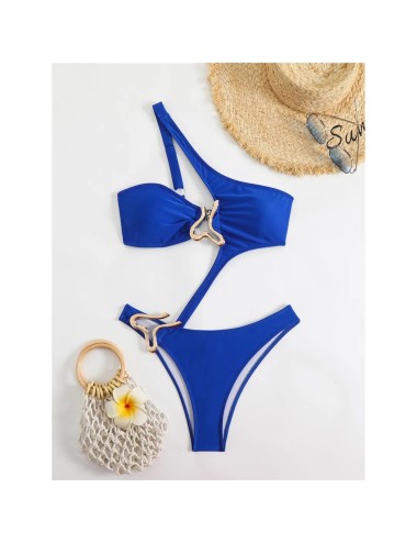 Monokini z mocnymi wycięciami