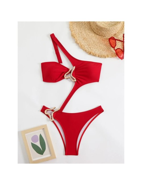 Monokini z mocnymi wycięciami
