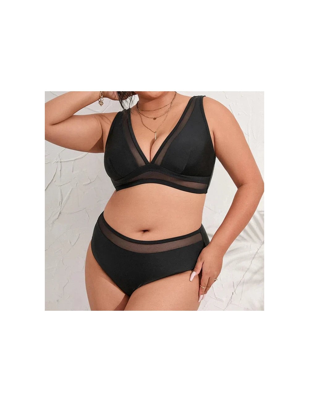 Dwuczęściowy strój kąpielowy plus size z siateczkowymi wstawkami