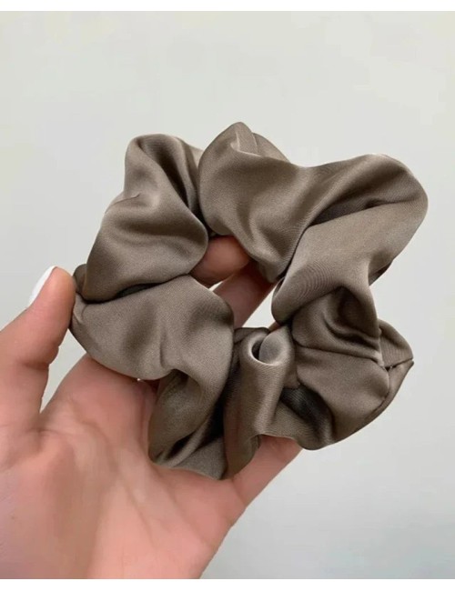 Satynowa frotka do włosów scrunchie