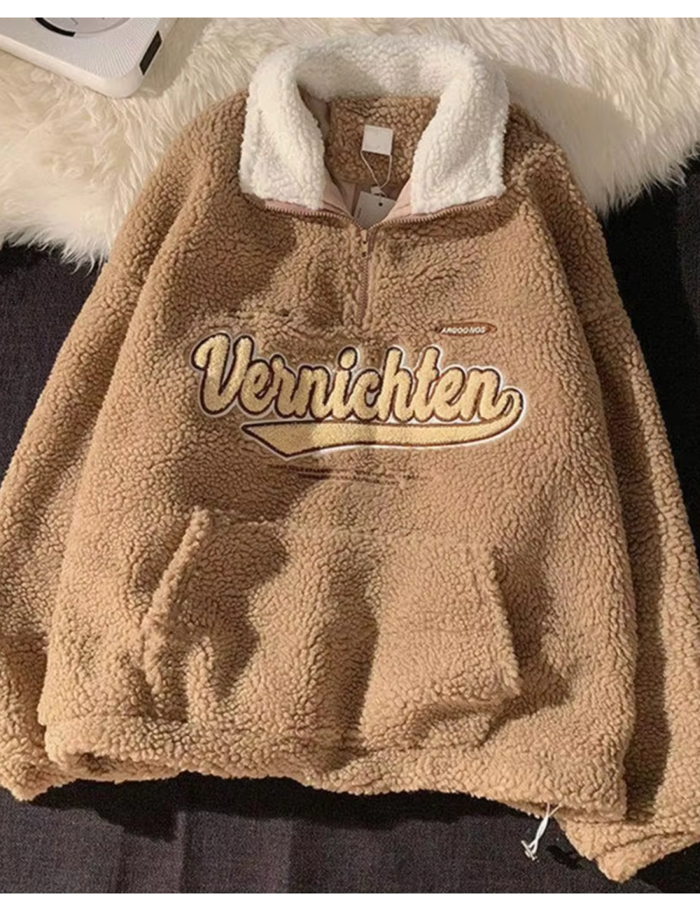 Puchata bluza oversize z wysoką stójką
