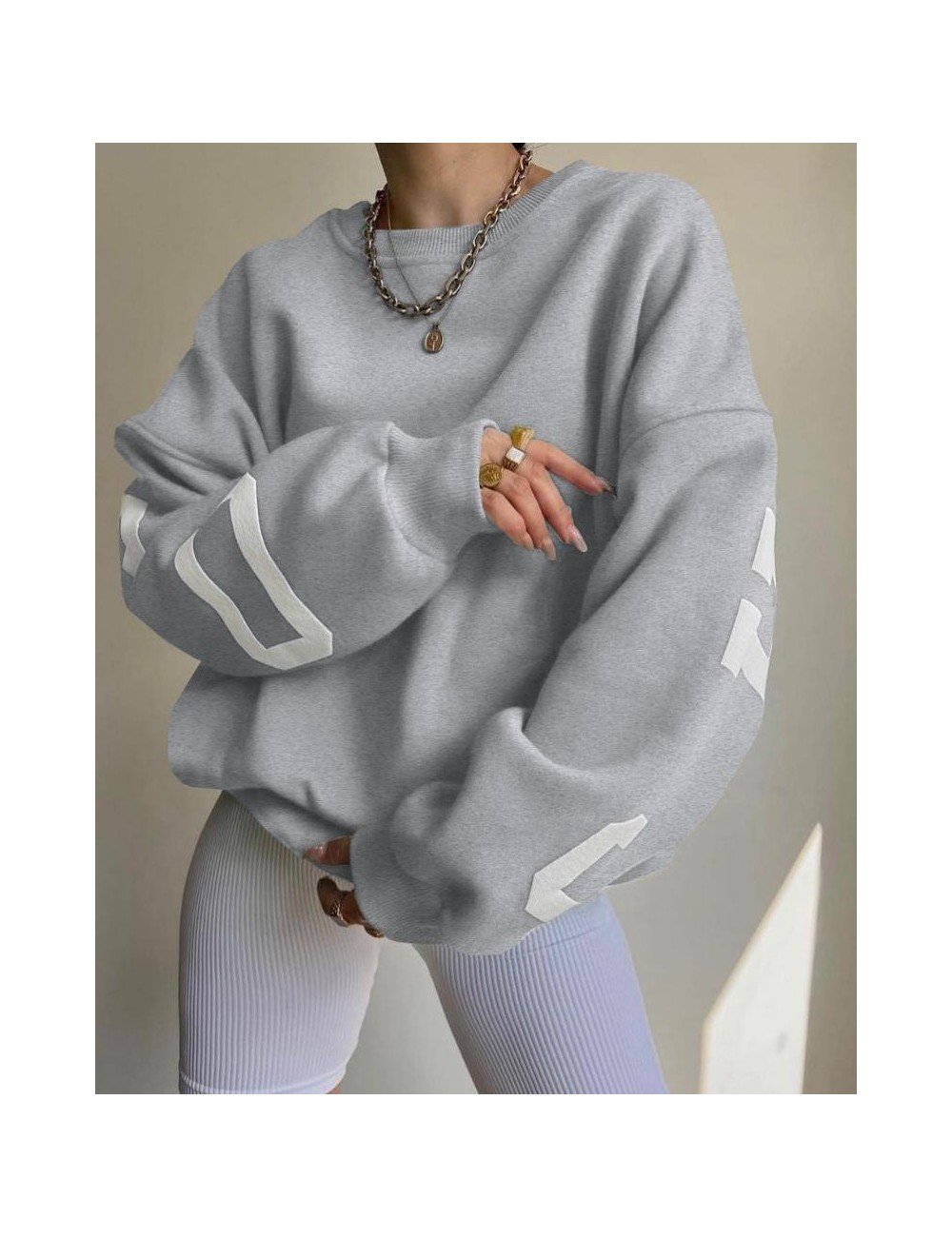 Luźna bluza oversize crewneck