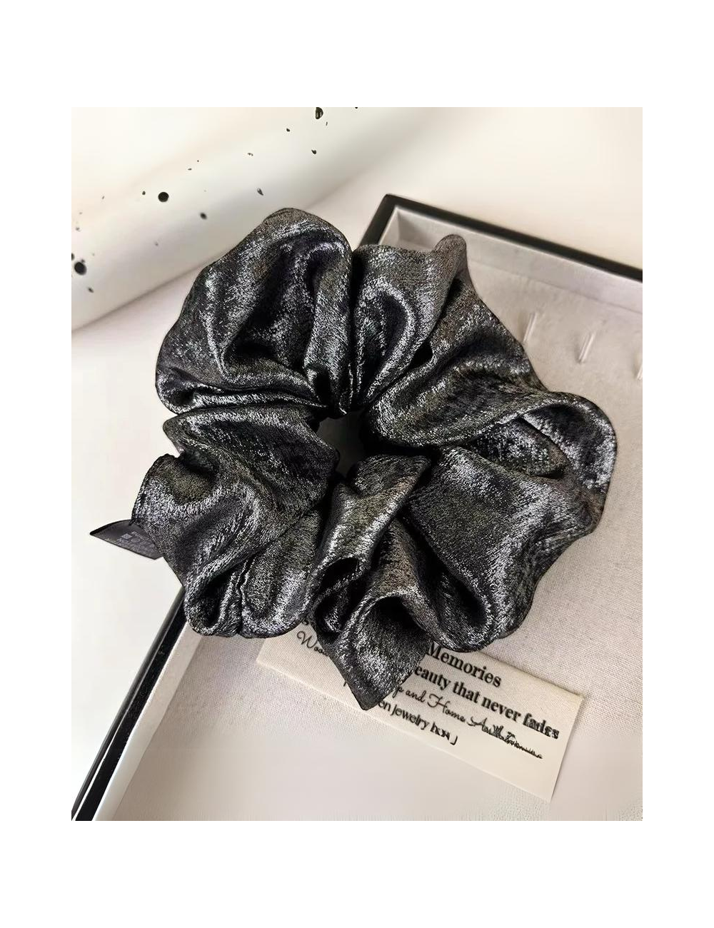 Frotka do włosów scrunchie połyskująca
