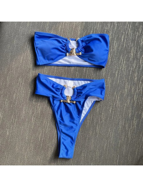Dwuczęściowy strój kąpielowy bikini z metalowymi elementami