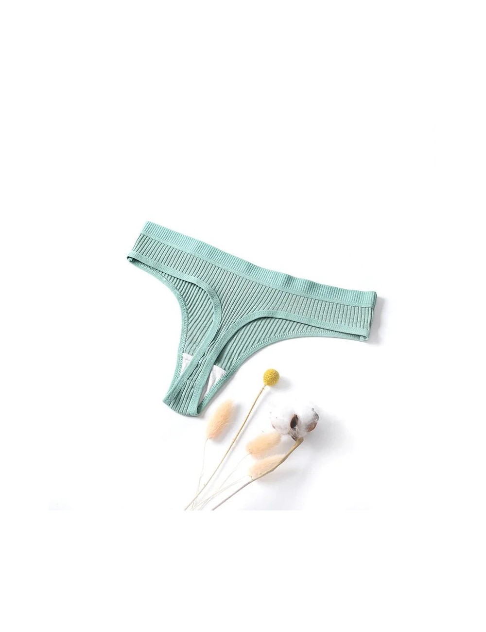 Majtki prążkowane stringi